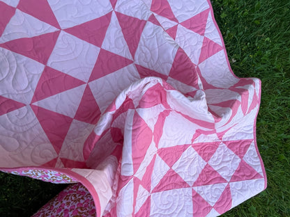 Triangle Ivy Pink Baby Quilt - The QuilTea Corner