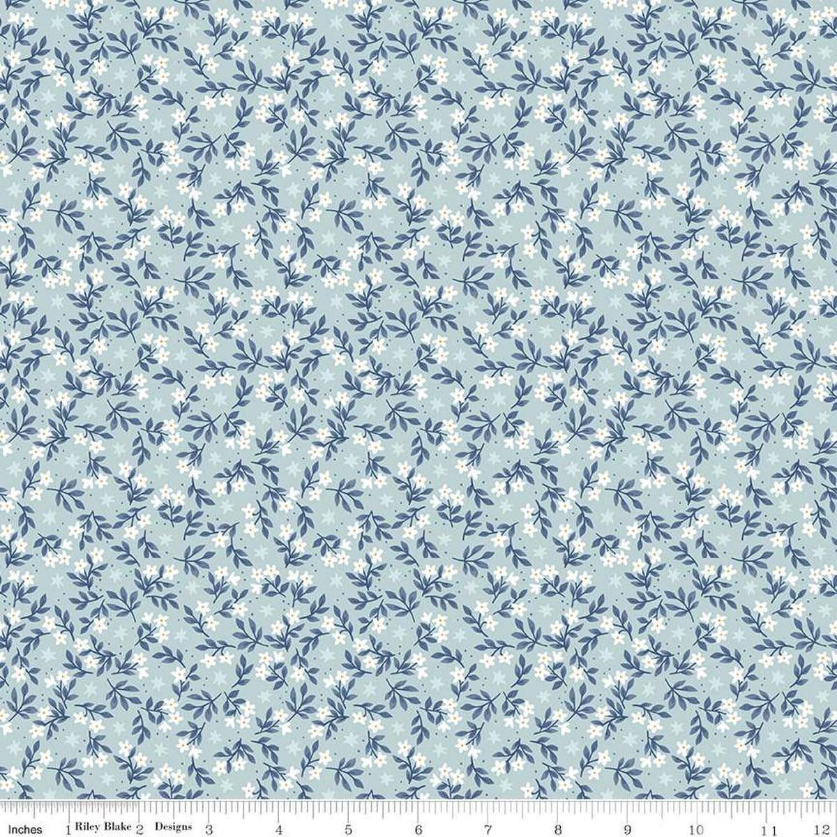 Twinkle Little Star Jasmine | Stars Mist 1/2 yard - The QuilTea Corner