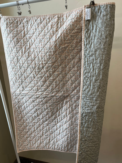 Wildflower Baby Crib Quilt: Forest Animals - The QuilTea Corner