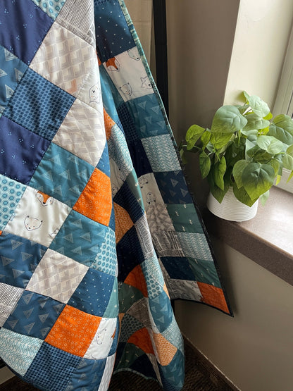 Woodland Mountain Baby Crib Quilt - The QuilTea Corner