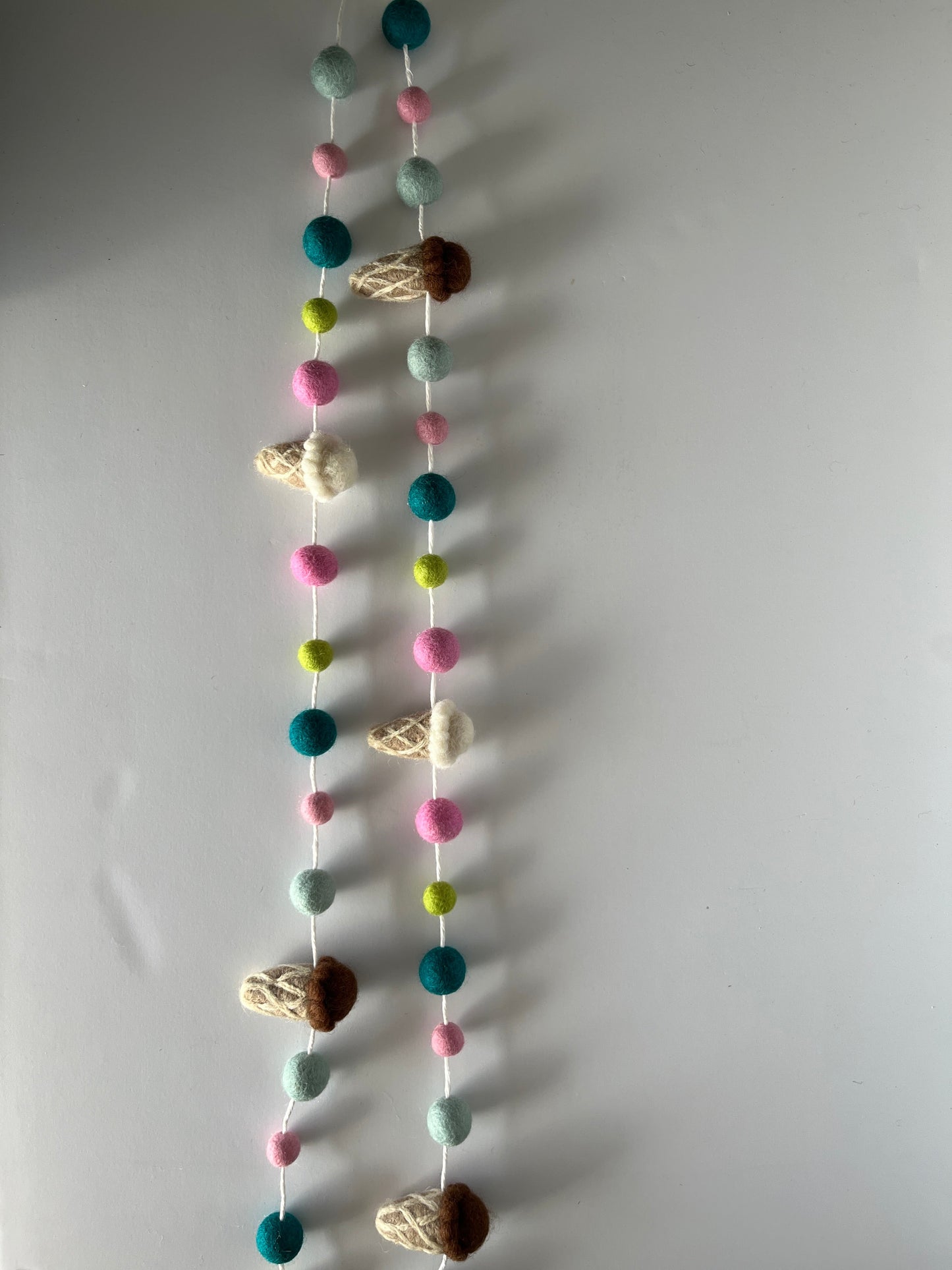 Chocolate & Vanilla Ice Cream Felted Garland - The QuilTea Corner