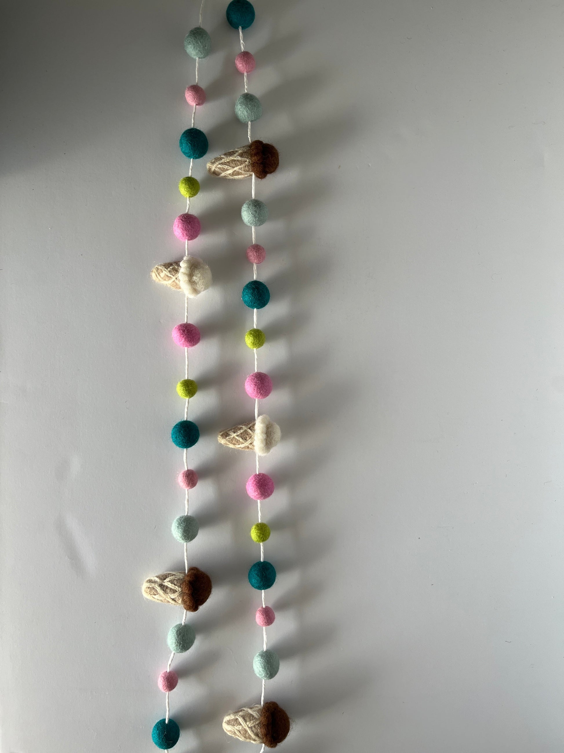 Chocolate & Vanilla Ice Cream Felted Garland - The QuilTea Corner